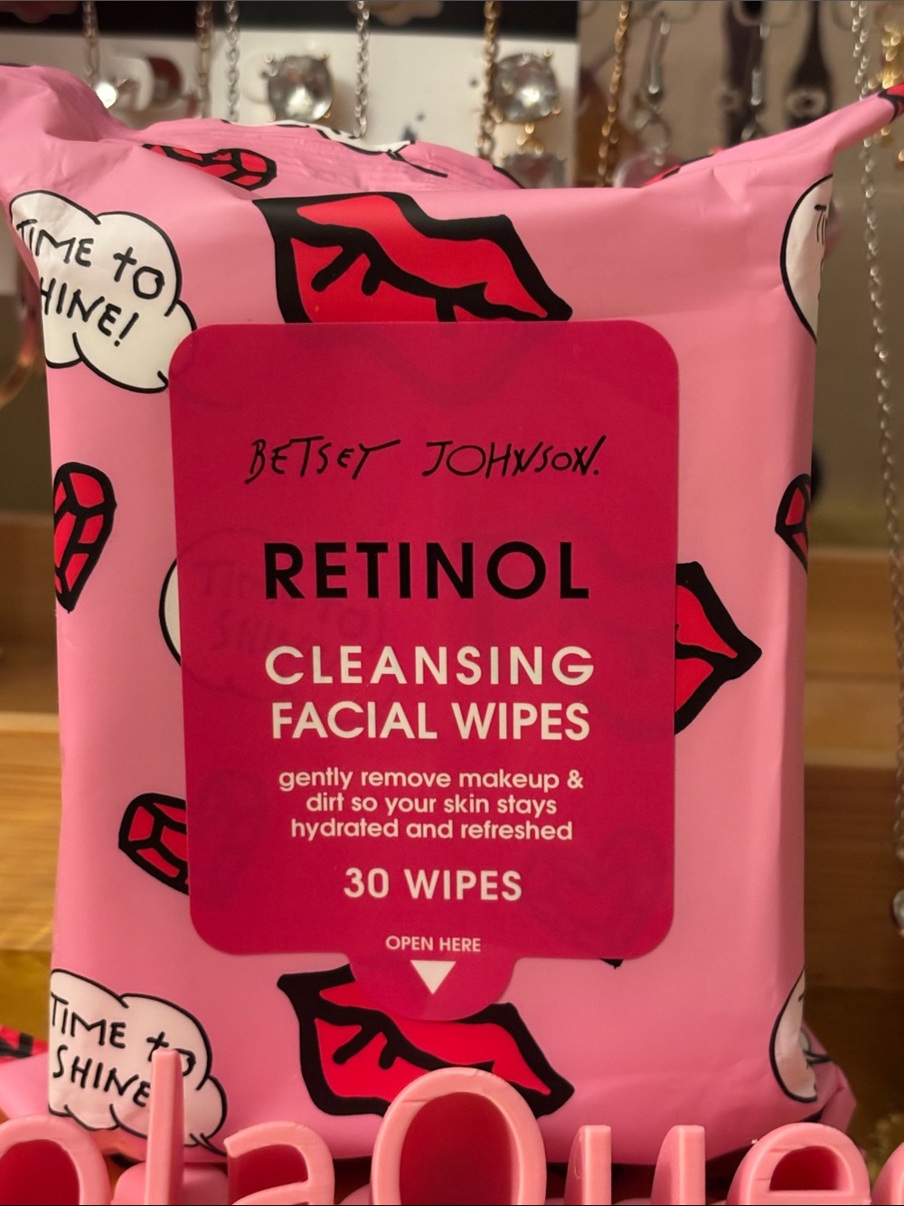 Betsey Johnson Pink Retinol Cleansing Facial Wipes - 30 Count